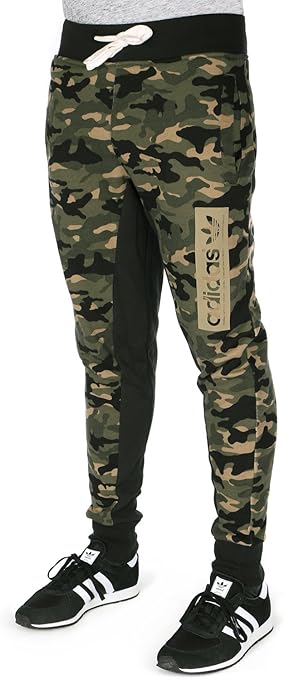 adidas camouflage jogginghose