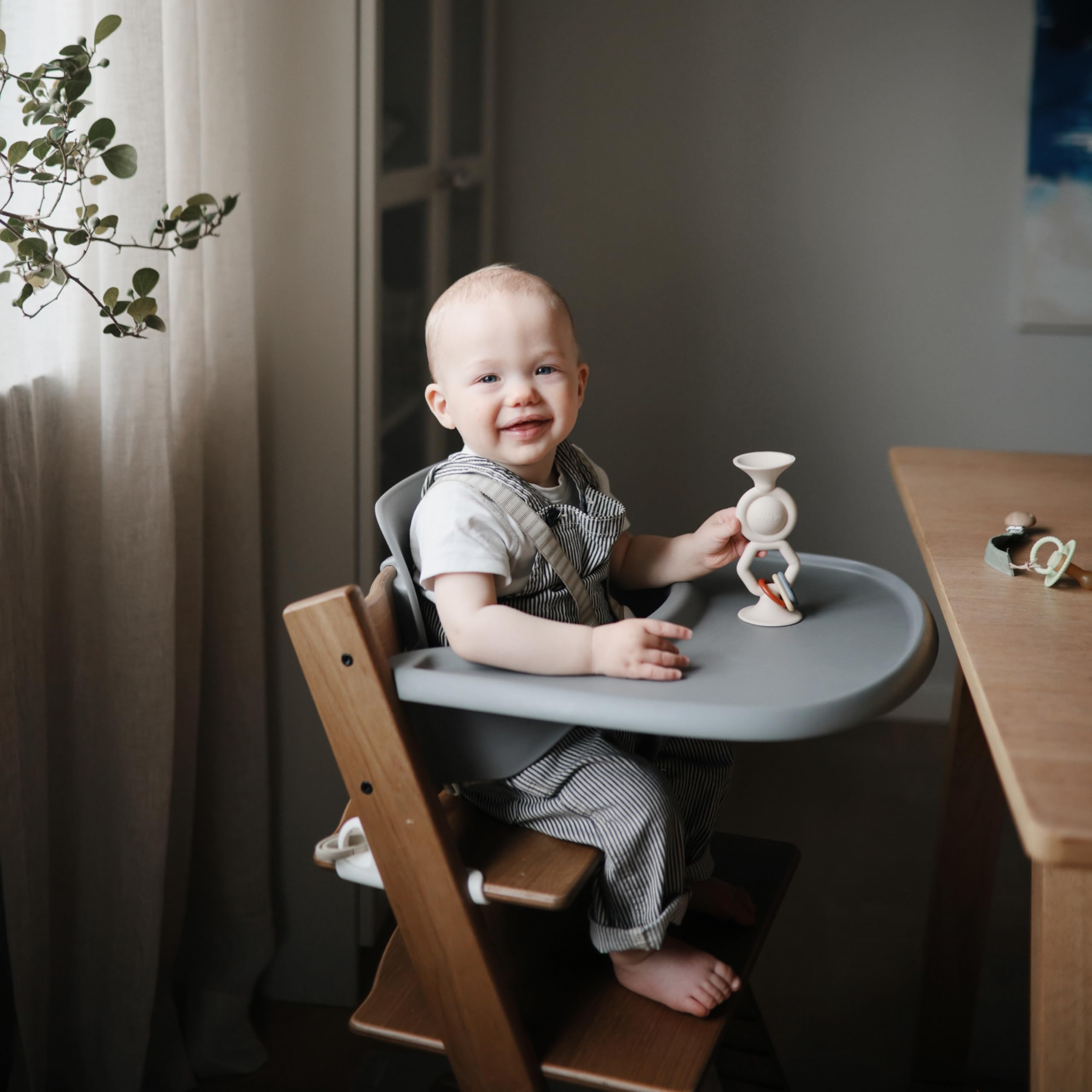 mushie HexaPop Suction Toy | Toddler Sensory Toy for Nursery and Play (Shifting Sand)