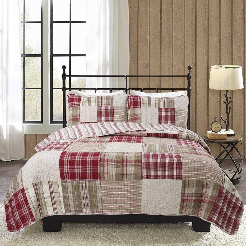 3 Piece Country Style Patchwork Quilt Queen Size, Beautiful