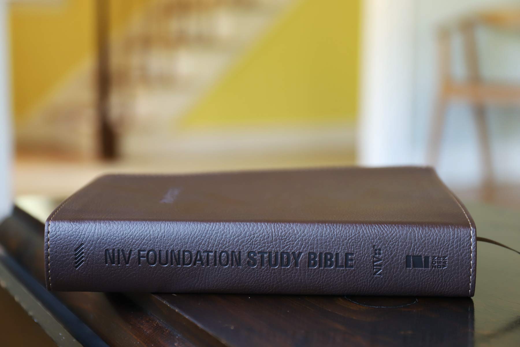 NIV, Foundation Study Bible, Leathersoft, Brown, Red Letter NIV, Foundation Study Bible, Leathersoft, Brown, Red Letter Imitation Leather