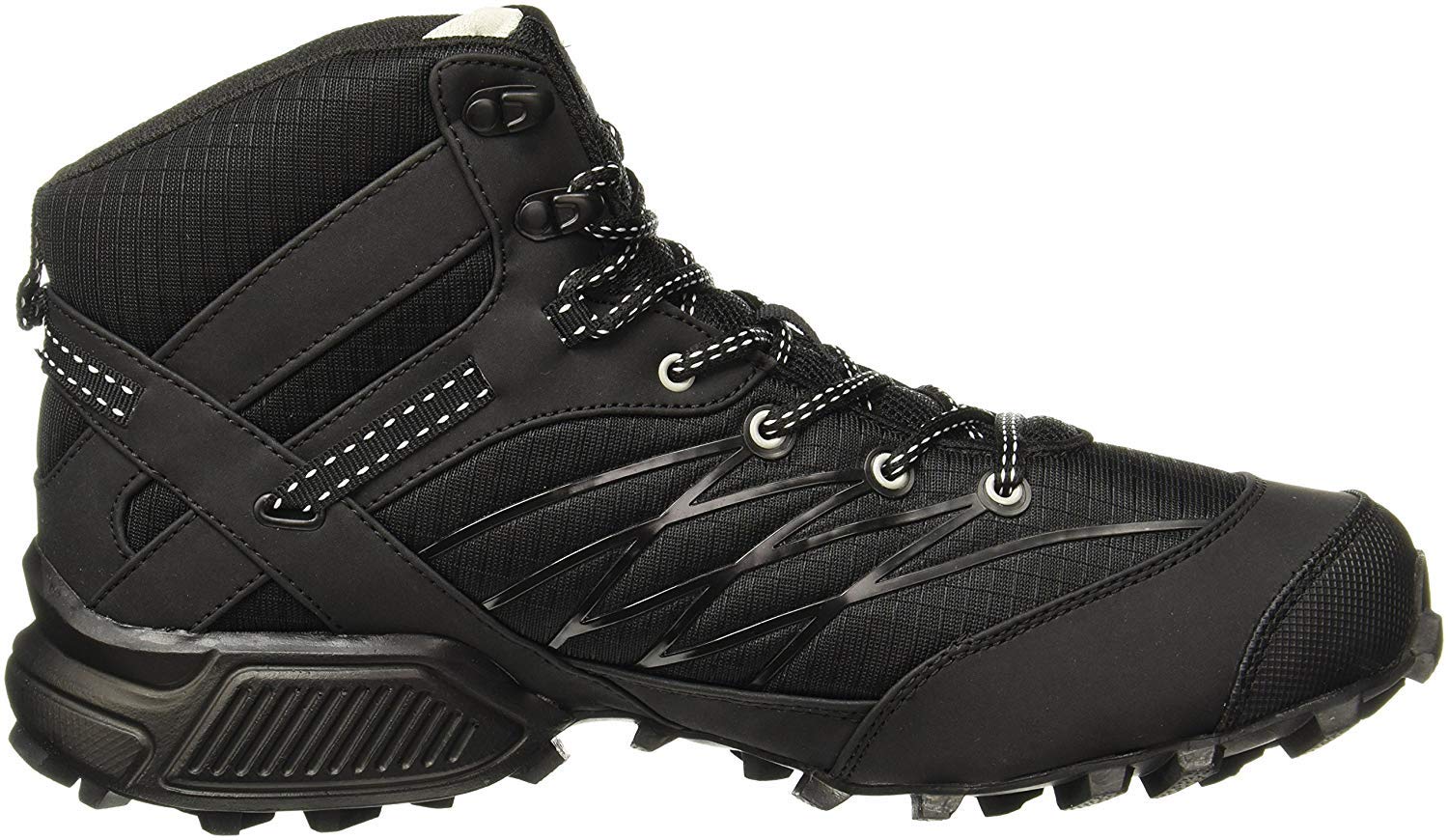 wildcraft trekking shoes waterproof