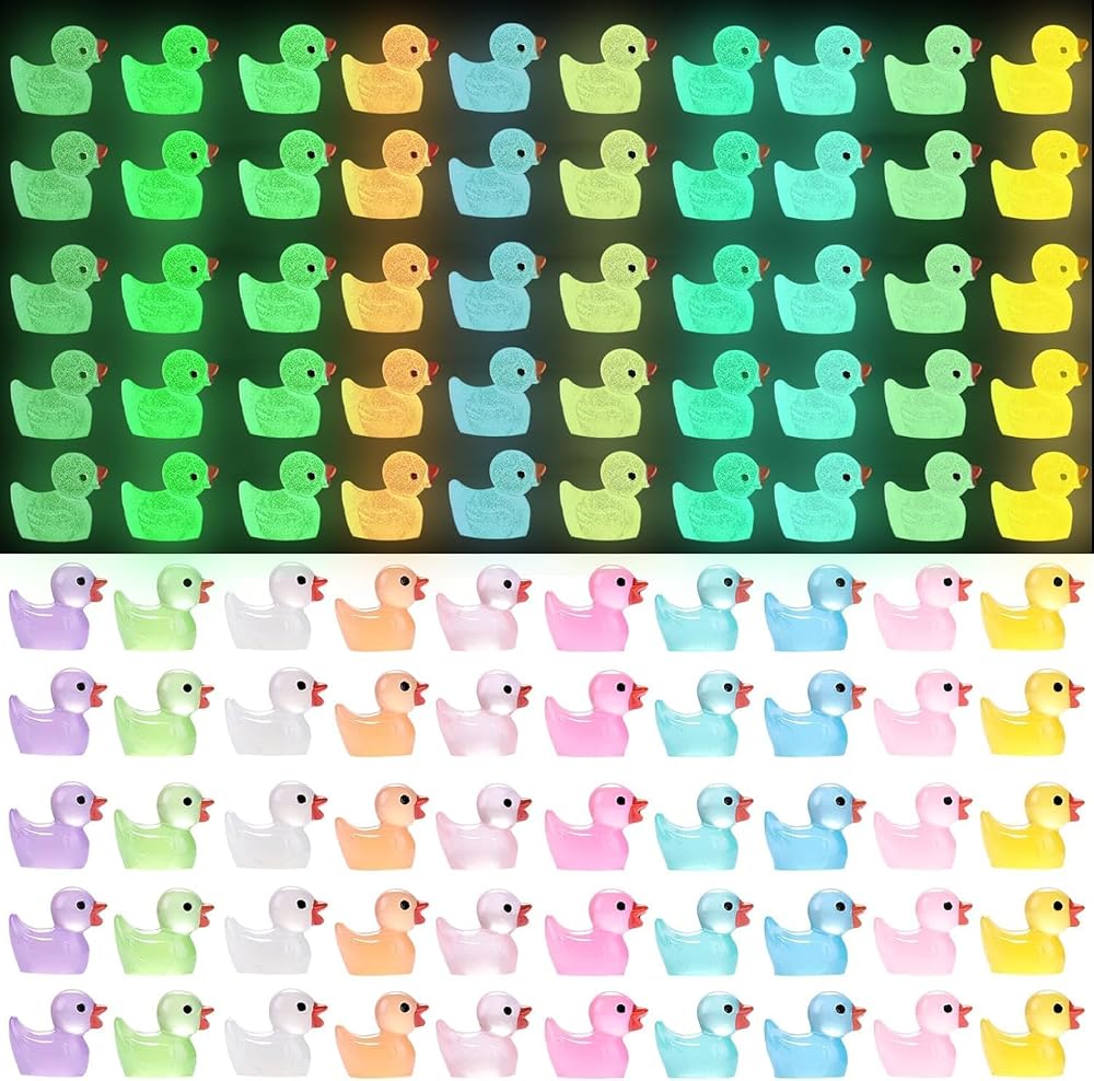 JOLCEEY 120pcs Mini Ducks Glow in the Dark Resin Tiny Ducks Aquarium Dollhouse