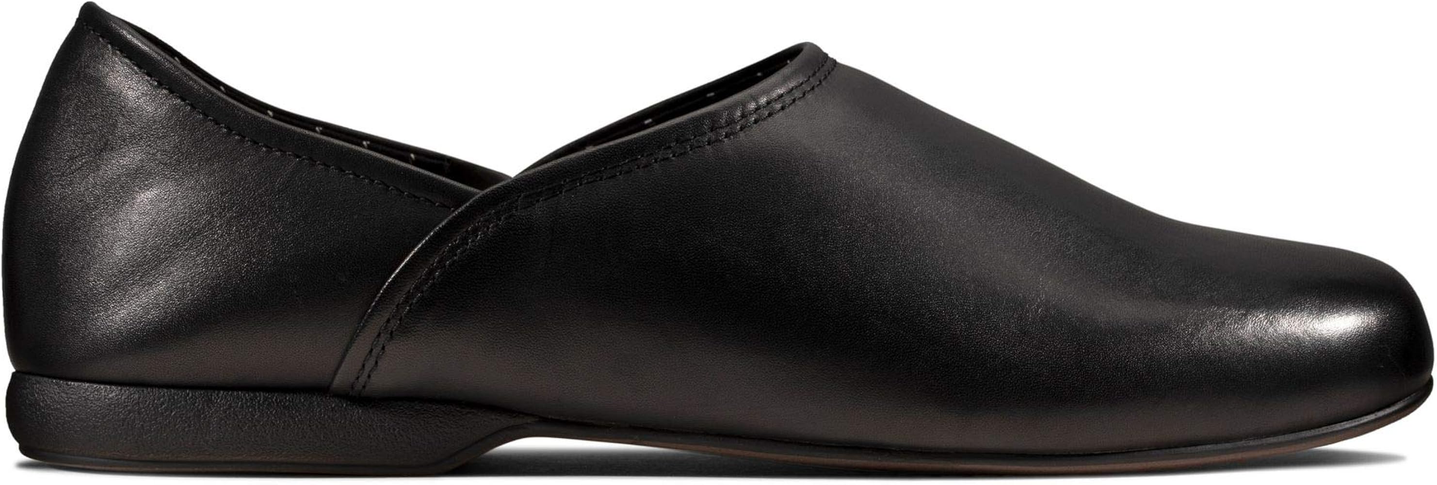 clarks leather slippers