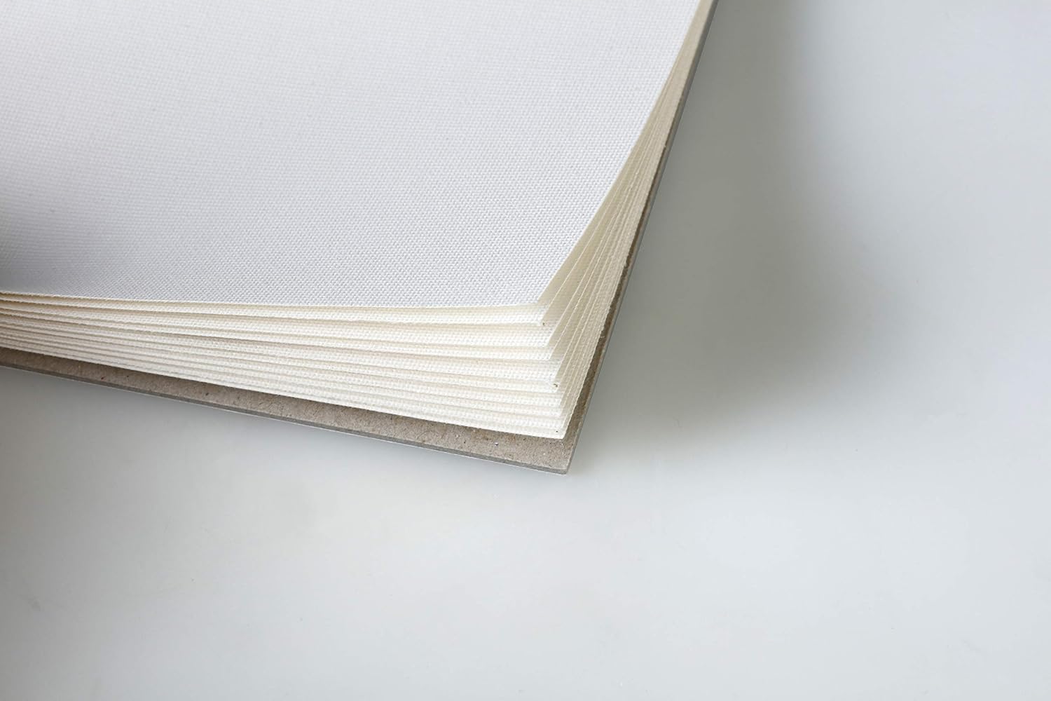 Clairefontaine, Ref 975207C, Ready to Paint Canvas Pad (10 Sheets), A4 Sized, 200gsm Paper, Acid Free, pH Neutral, White - Image 4