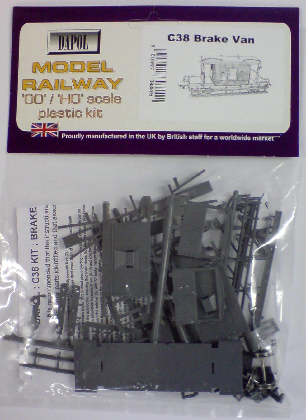 Dapol Model Railway BR Brake Van Plastic Kit - OO Scale 1/76
