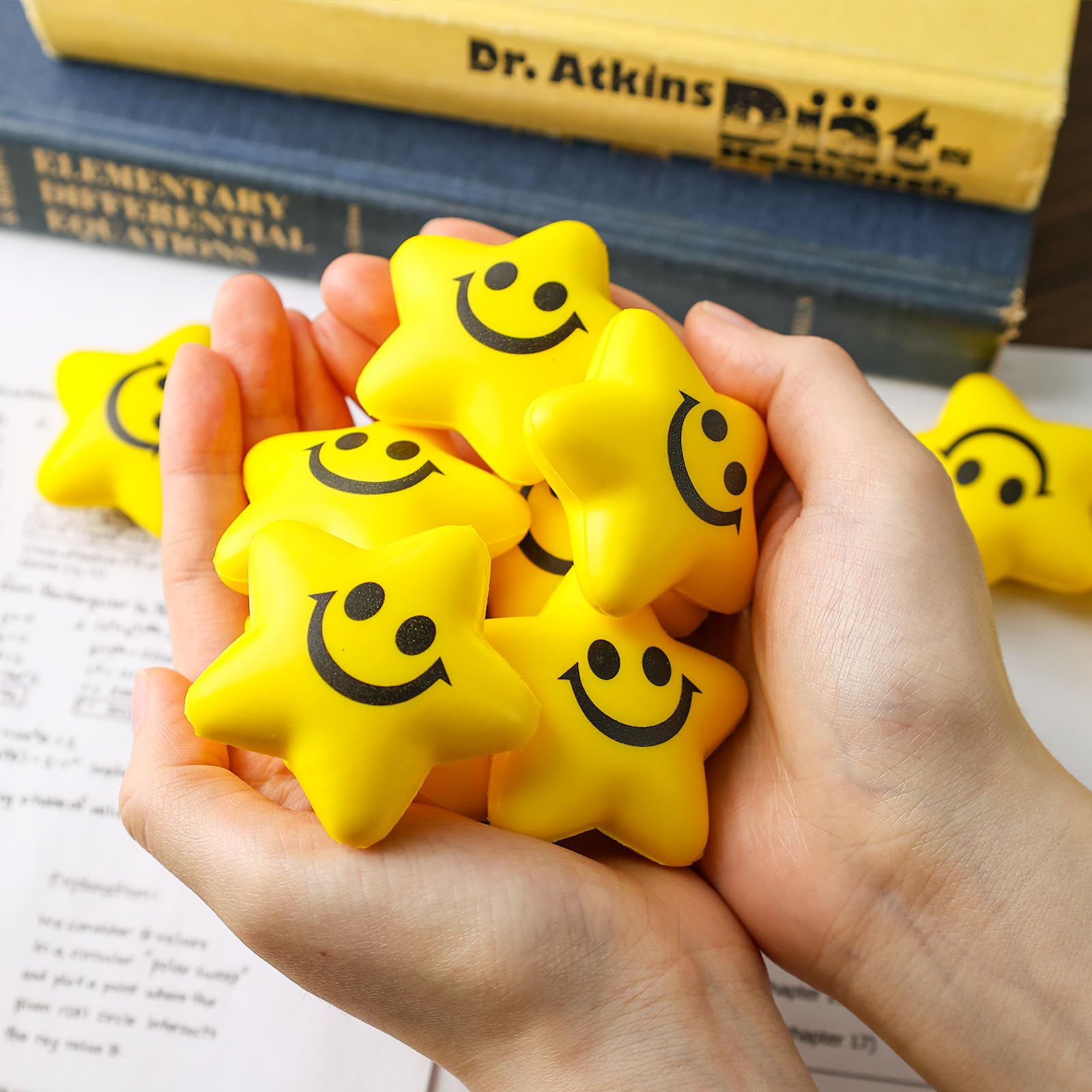 POPLAY 20PCS Foam Squeeze Balls, 2inch Star Smile Face Stress Ball Fidget Sensory Toys for Kids Adults Classroom Prizes Anxiety Relief