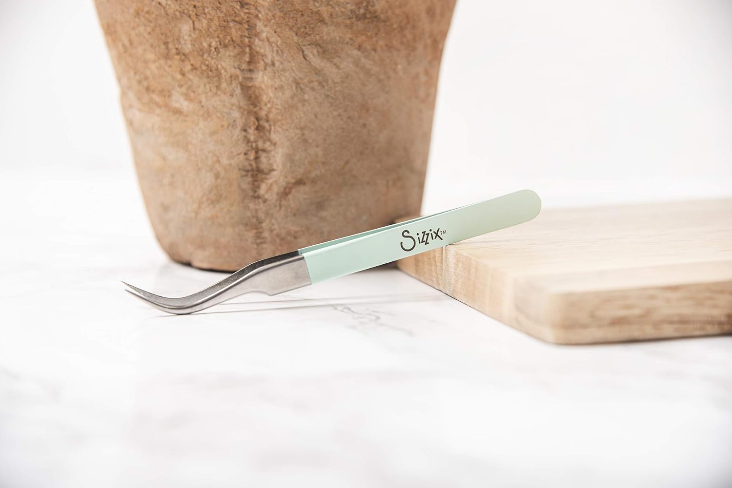 Sizzix Curved Fine Tip Tweezers 664140 for Intricate Projects Scrapbooking, Cardmaking, One Size, Multi Colour - Image 3