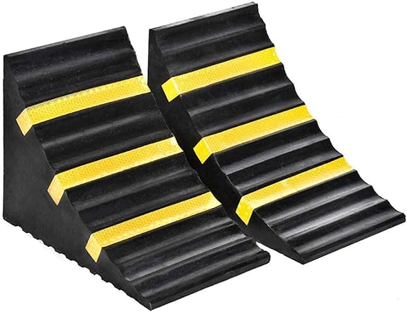 Amazon B Baijiawei 2 ゴム製車輪止め 高耐久 黄色の反射ストライプ付き 寸法 長さ10インチ X 幅6インチ X 高さ7 3インチ 2個パック カーパーツ 車 バイク