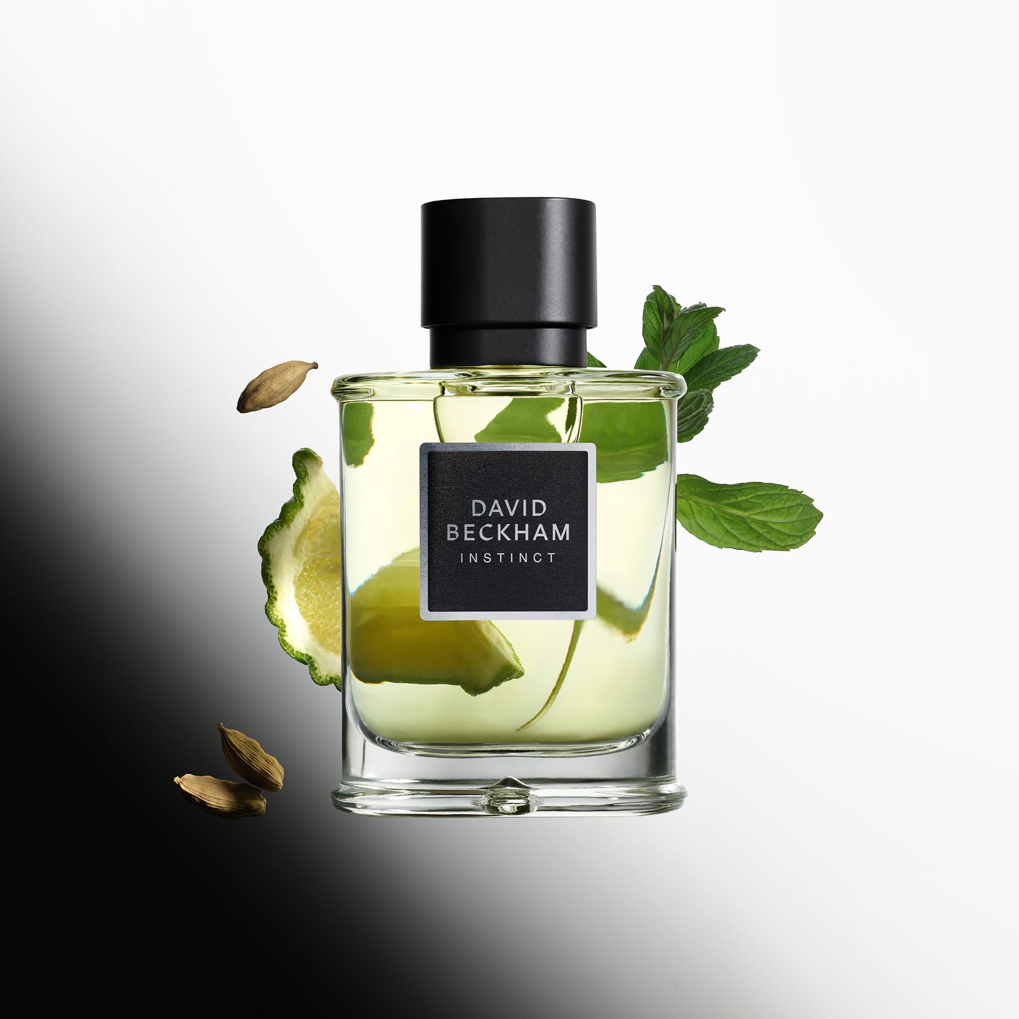 DAVID BECKHAM Instinct - Eau de Parfum for Men - Vibrant Fragrance with Notes of Bergamot, Cardamom and Patchouli - Long Lasting - 75ml