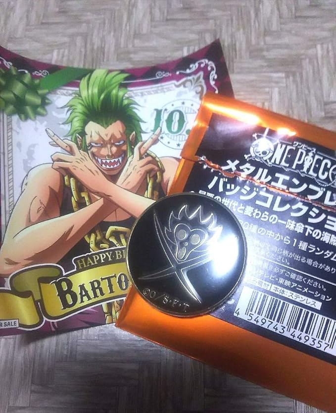 Amazon ワンピースバルトロメオ麦わらストア メタル エンブレム バッジ コクション バルトクラブ バースデー ステッカー 年 10月 B アニメ 萌えグッズ 通販
