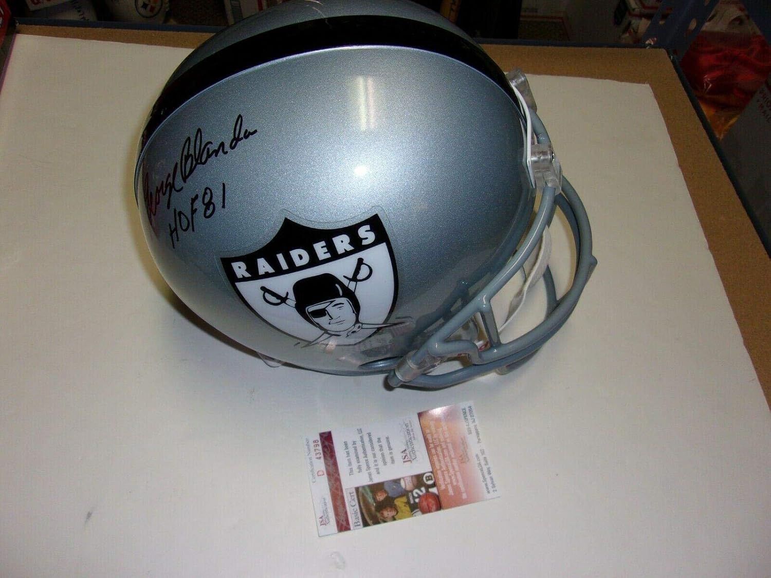 81 oakland raiders