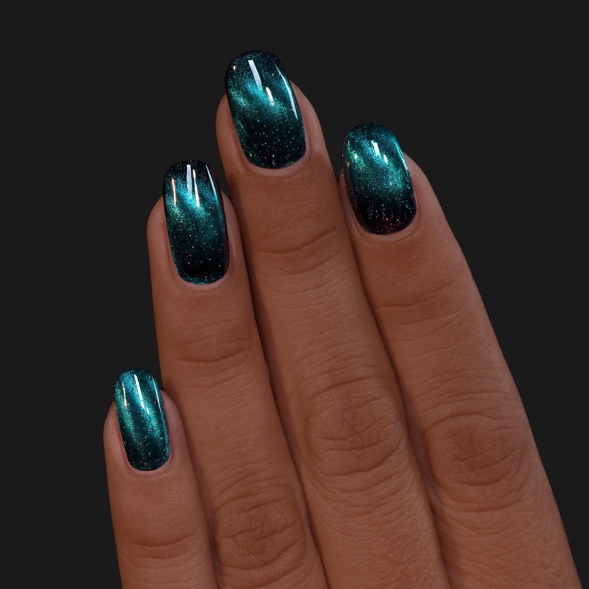 ILNP VIP - Black-Based Teal Magnetic Holographic Nail Polish - Image 5