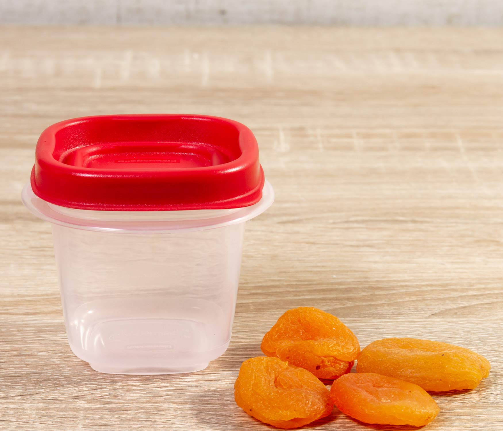 Rubbermaid Easy Find Lids Food Storage Containers, Racer Red, Set of 24