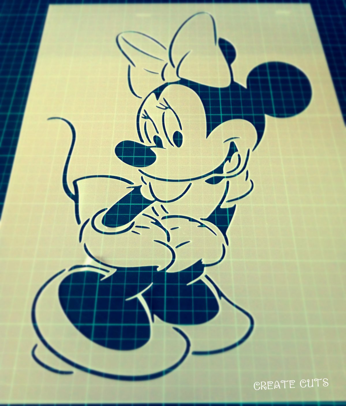 Featured image of post Minnie Mouse Stencils For Walls