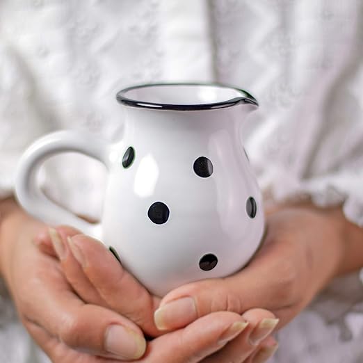 Ciudad a Cottage blanco y negro lunares hecho a mano jarra ...