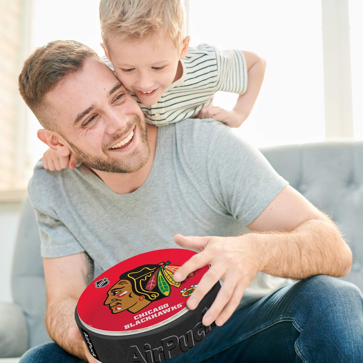 NHL Hockey Air Pucks Chicago Blackhawks Hockey Team - LED Hockey Puck & Indoor Hockey Pucks - Air Hockey Games for Kids - Fun Kids Hockey Toys : Sports & Outdoors
