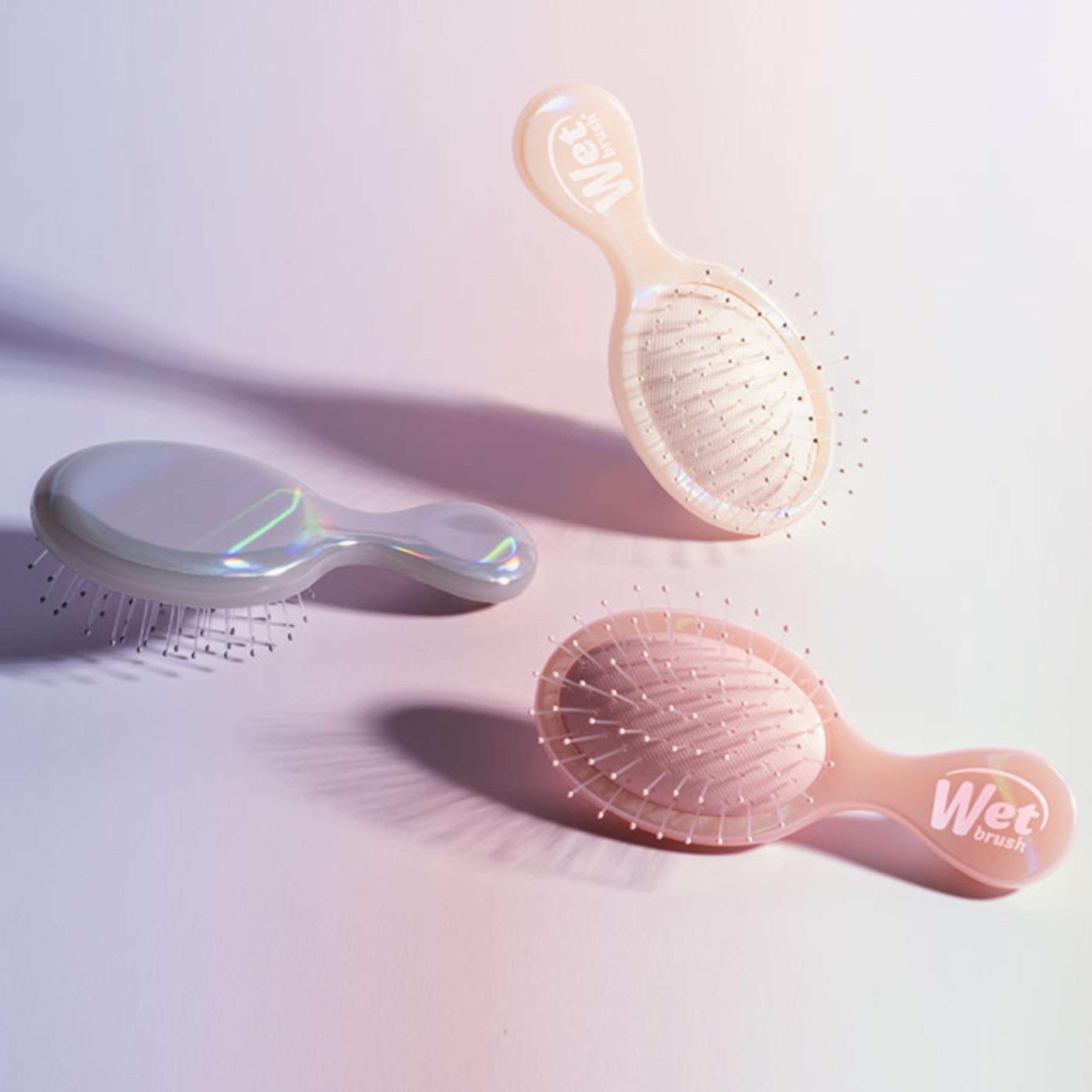 Wet Brush Mini Detangler Hair Brush, Cream (Iridescence Icon), Detangling Travel Hairbrush, Ultra-Soft IntelliFlex Bristles Glide Through Tangles with Ease, Pain-Free, All Hair Types, Limited Edition