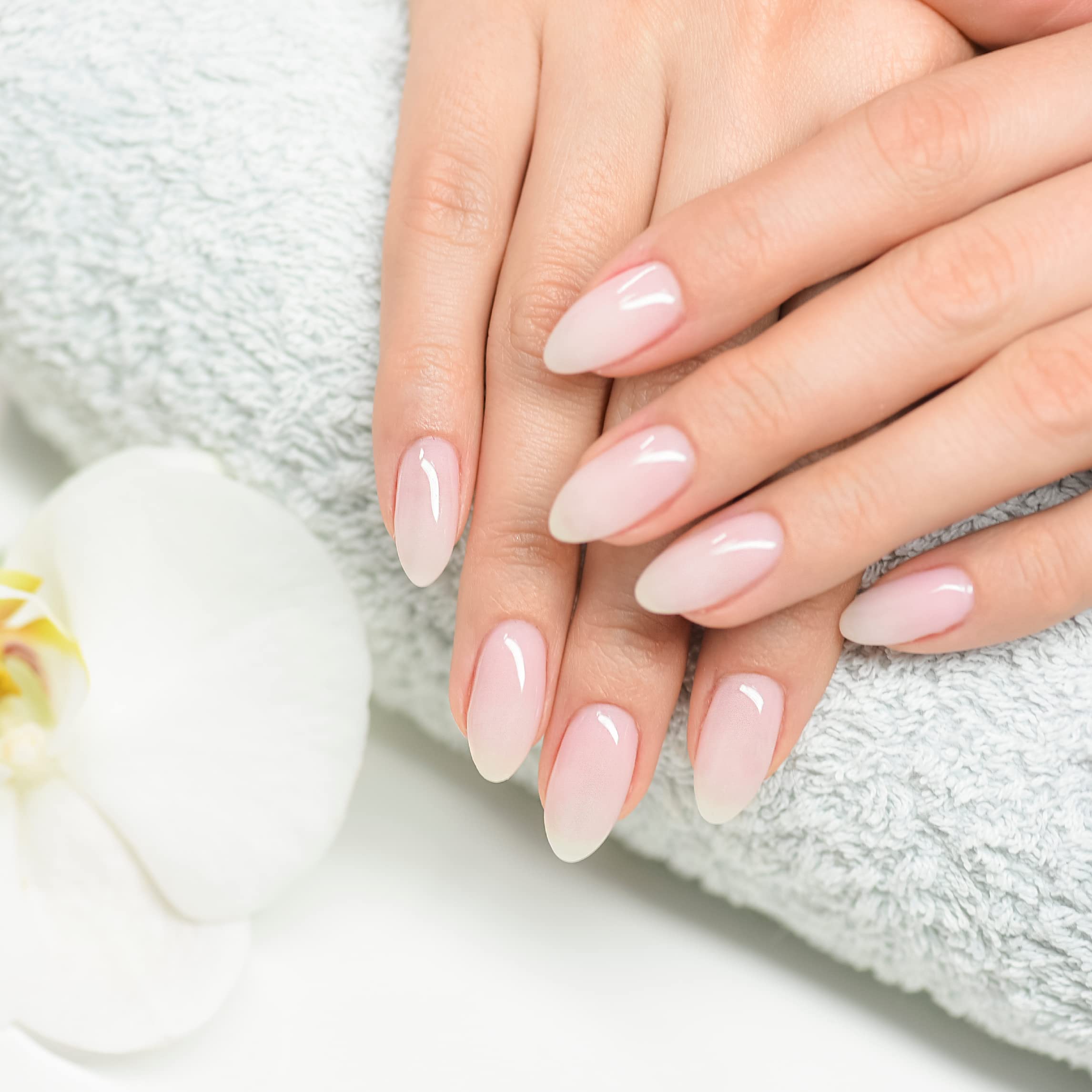 Ginger Lily Farms Botanicals Manicure Spa Balls Ocean, Manicure Soak Balls Replenishes Moisture, Softens and Conditions Skin, 8 Ounces, 80-Count