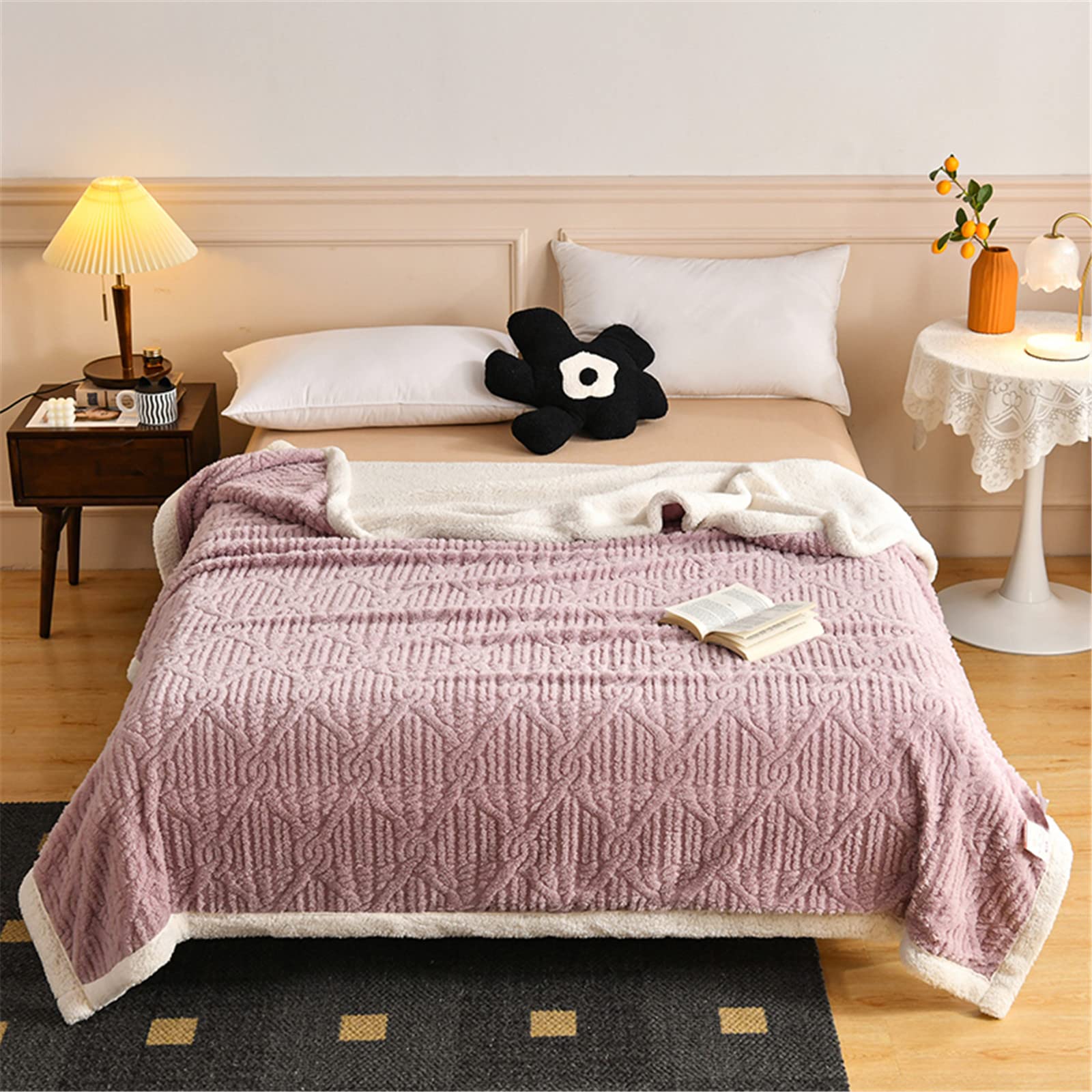 Hayisugal Sherpa Cuddly Blanket, Fluffy Sheep Blanket, Super Soft Fleece Blanket as Sofa Blanket, Bedspread or Blanket, Couch Blanket, Sofa Throw, Purple, 150 x 200 cm