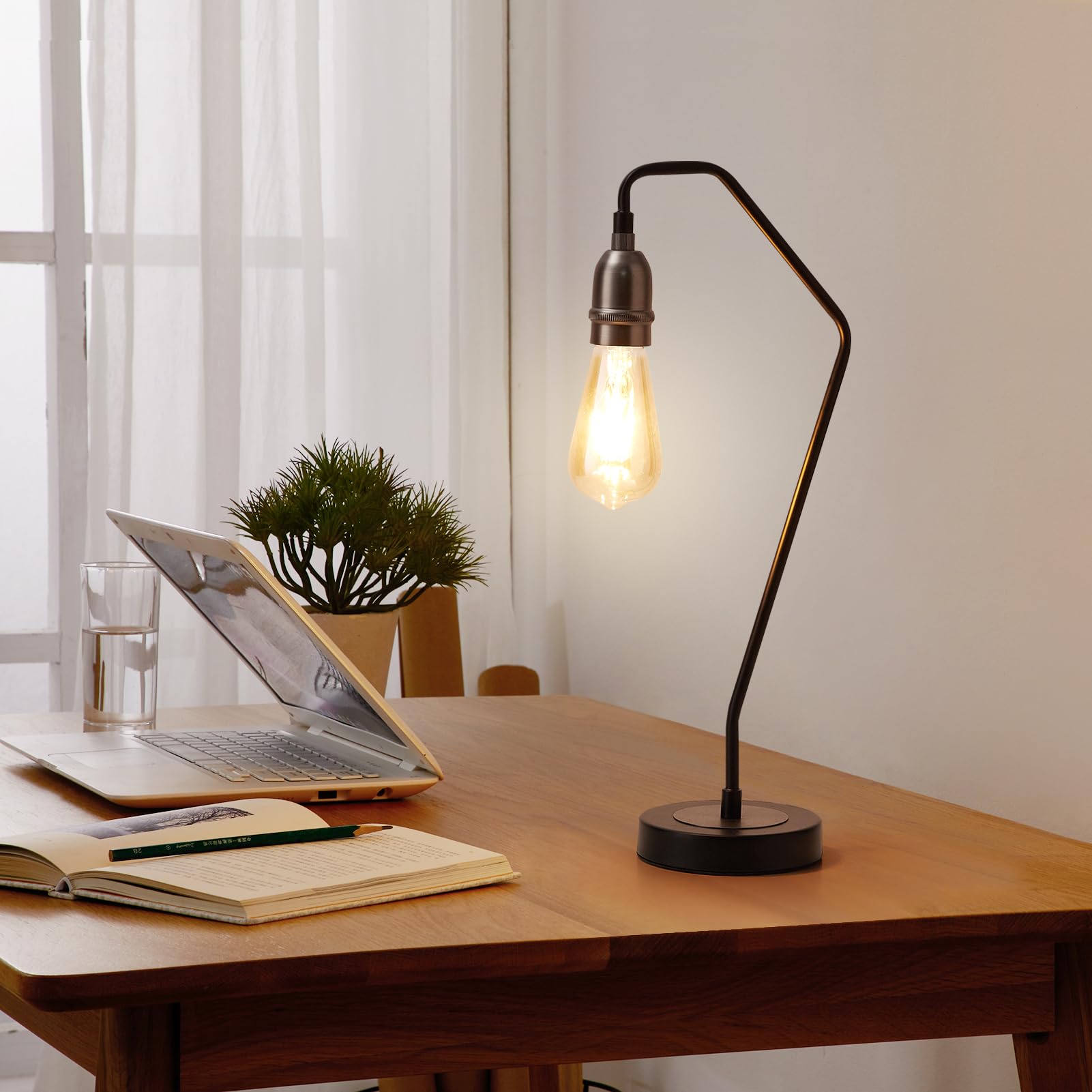 HARPER LIVING Retro Table Lamp, E27 Desk Lamp with 189cm Cable On/Off Switch, Black and Silver Finish, Plug-in Bedside Lamp for Living Room, Bedroom, Kitchen, Hallway, Hotel, B&B