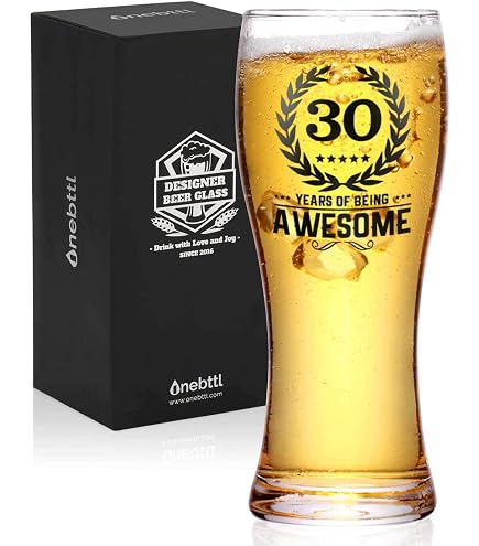 Coffret Cadeau 80 Ans Pour Homme - Verre à Bière 1945, Décapsuleur Bois, Sous-verre, Poster, Carte