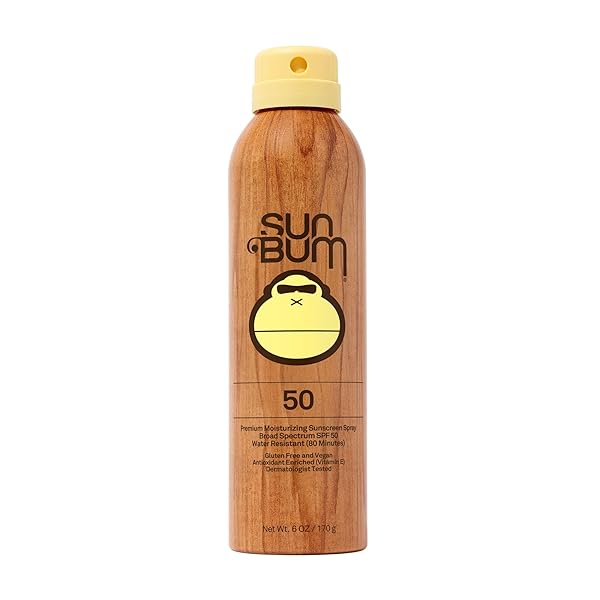 SUN BUM ORIGINAL SPF 50 SUNSCREEN BODY SPRAY – BROAD SPECTRUM MOISTURIZING SUNSCREEN WITH VITAMIN E – HAWAII 104 ACT COMPLIANT (MADE WITHOUT OCTINOXATE & OXYBENZONE) – 6 OZ