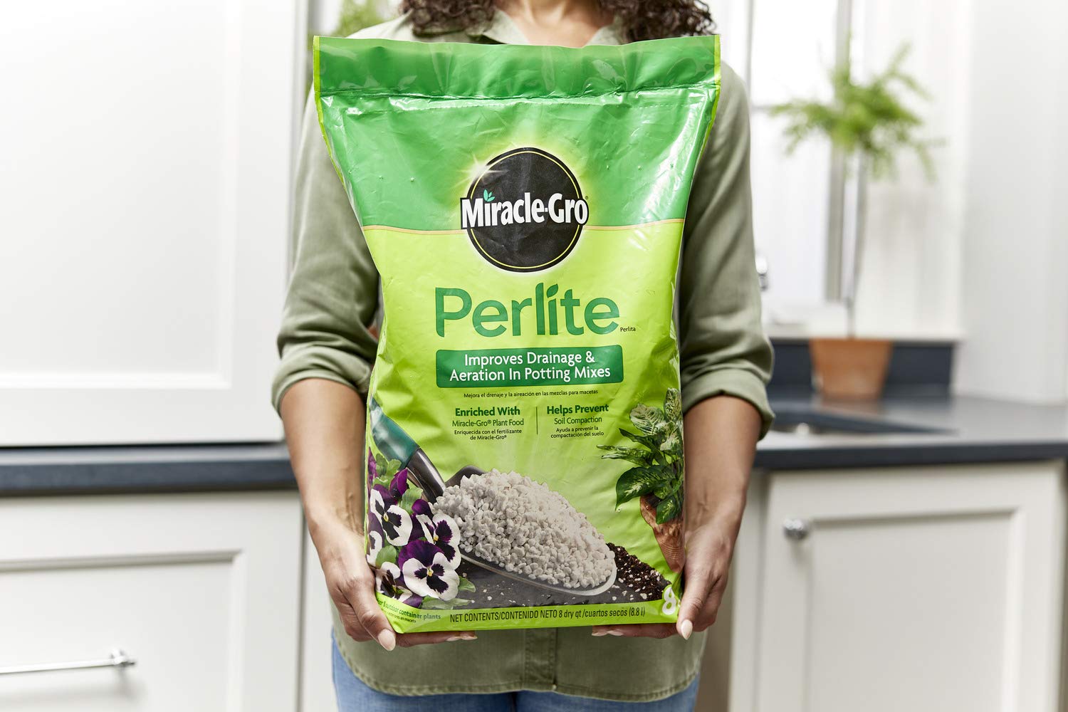 Miracle-Gro 74278437 Perlite 8 qt, 1 Pack