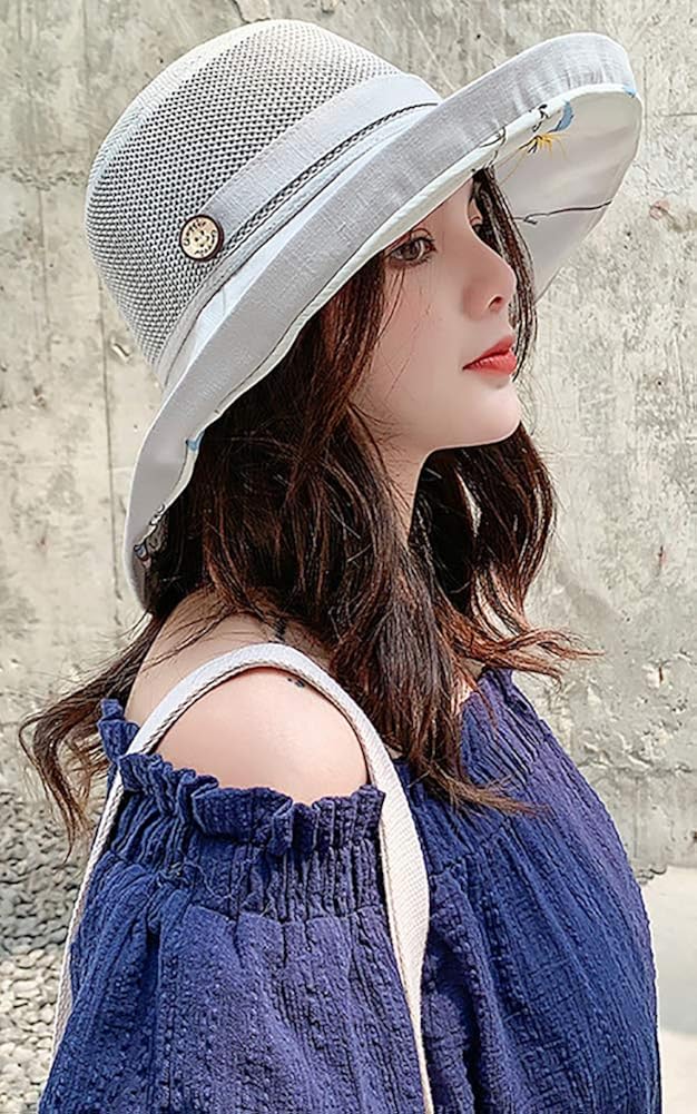 Summer Mesh Sun Hats for Women Lightweight Beach Hat Floral UPF50+ Packable Wide Brim Bucket Hat with Chin Strap Grey: Clothing