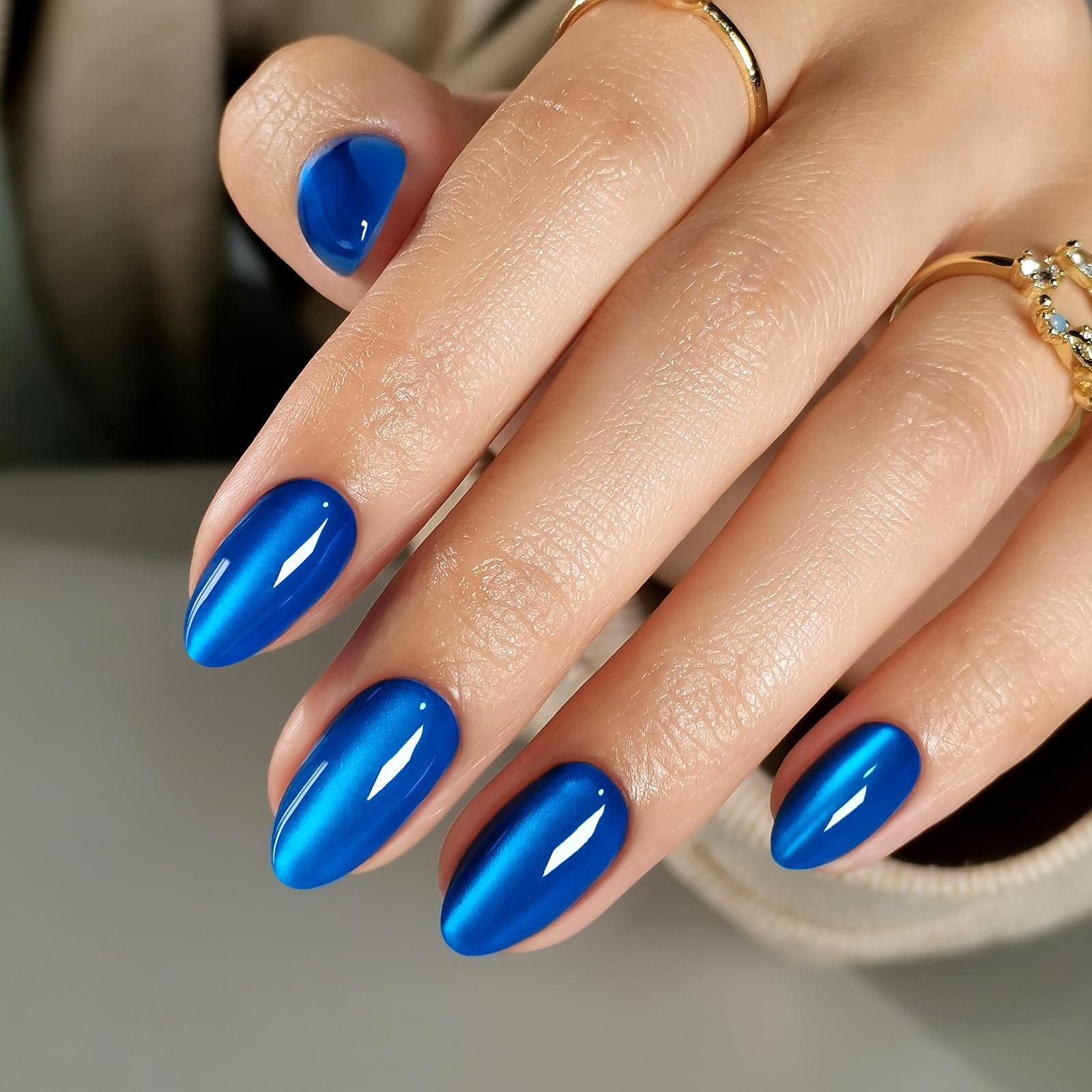 SHANGMENG Cat Eye Blue Press on Nails Almond - Soft Gel Press on Nails Short for Women Gift, Fit Perfectly & Natural Stick on Nails with Glue in 16 Sizes - 32 Reusable Fake Nails, Klein Blue - Image 7