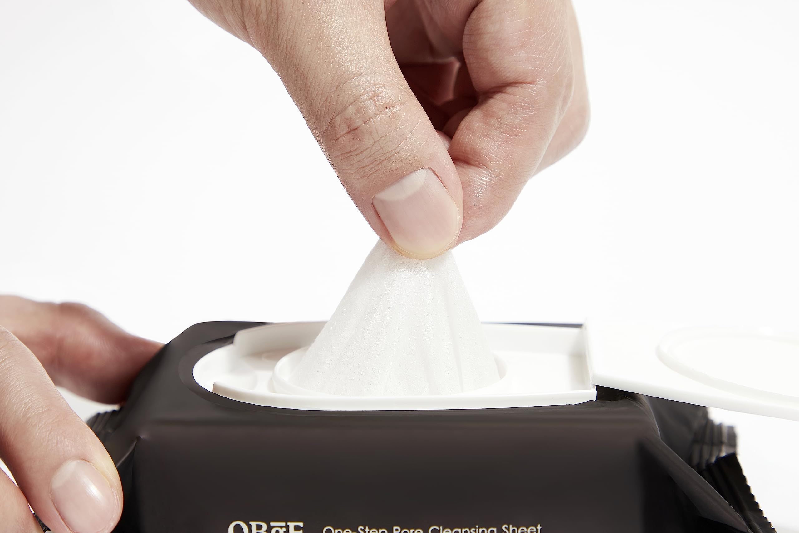 OBgE One Step Pore Cleansing Sheet (32 count) - Travel Essentials, Hypoallergenic, Non-Comedogenic, Gentle Exfoliating Facia Makeup Removal, Deep Cleansing, Blackhead Removal, and Pore Minimizing.