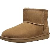 UGG unisex-child Classic Mini Ii