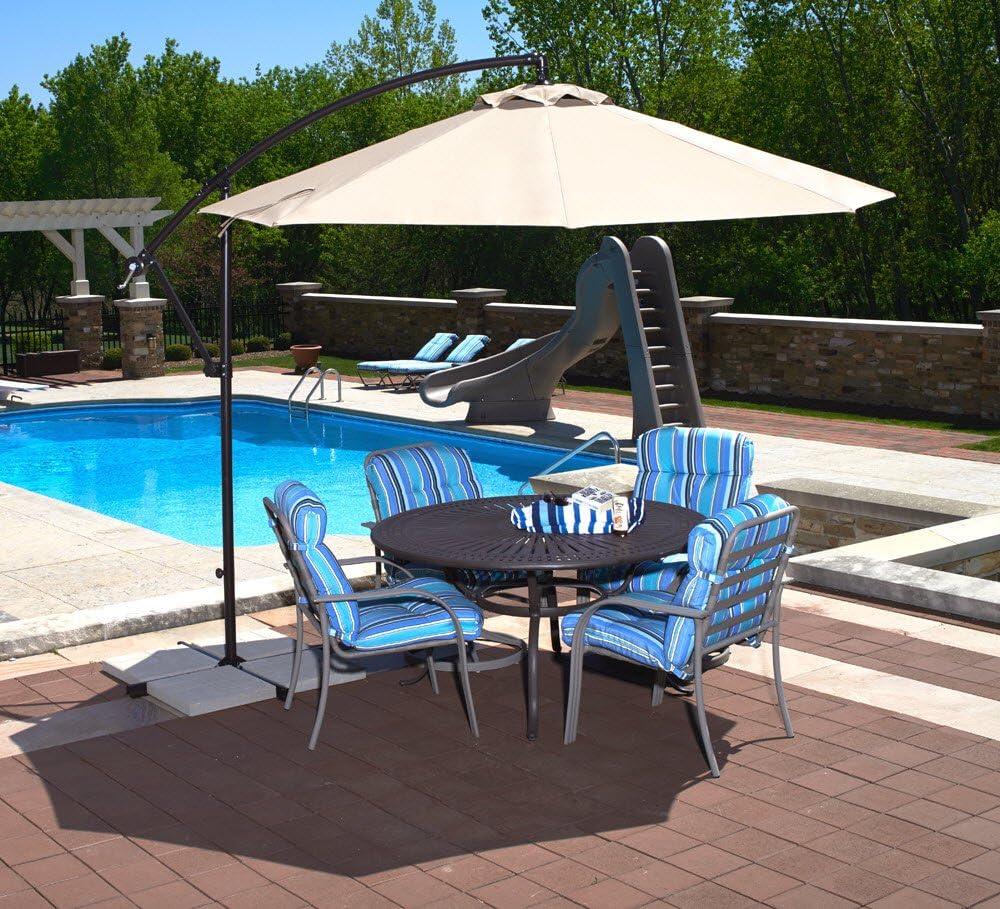Santiago 10 ft Octagon Cantilever Umbrella & Stand