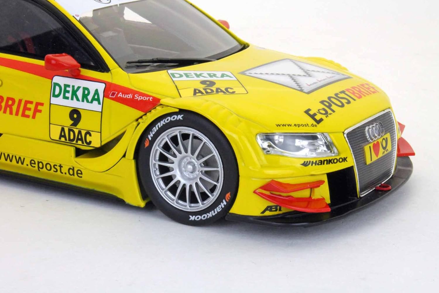 Amazon 1 18 アウディ Dtm トム クリステンセン アプトスポーツライン 11 ミニカー ダイキャストカー おもちゃ