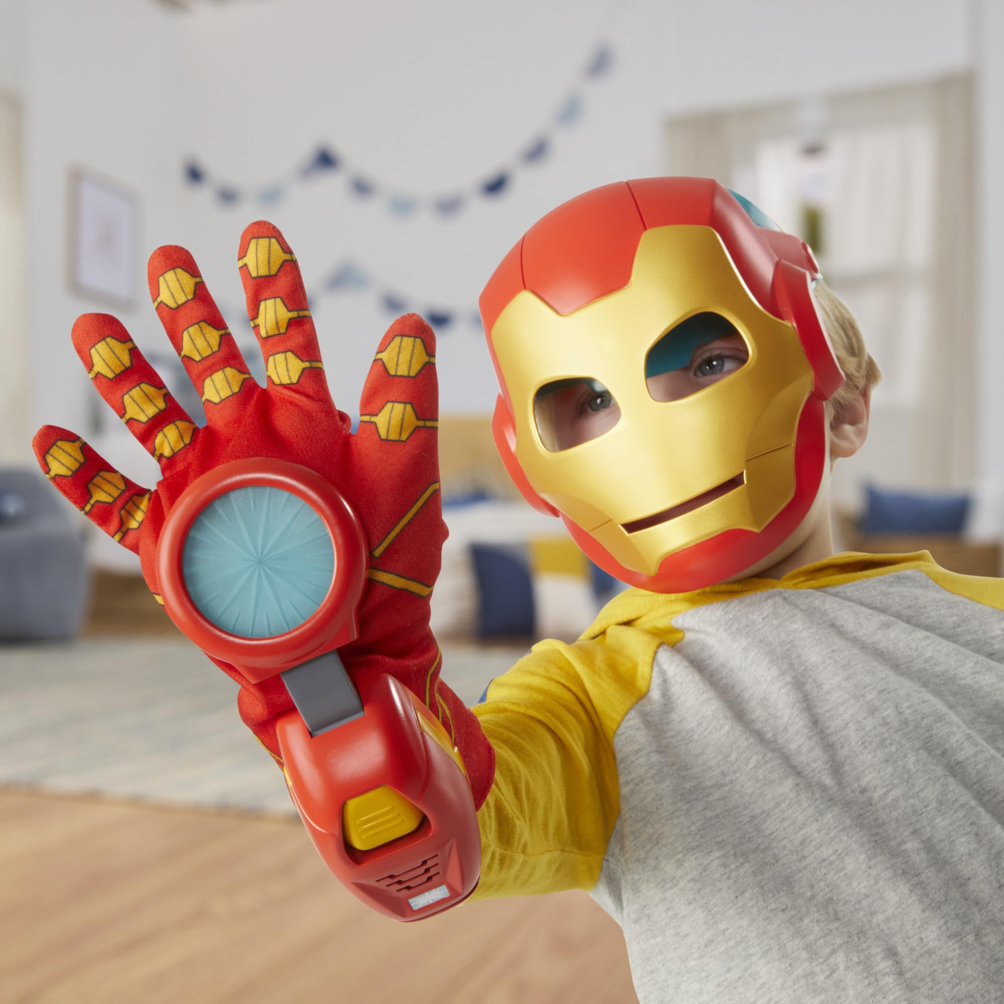 Marvel Marvel Iron Man and His Awesome Friends High-Tech Hero Role Play Set, Iron Man Mask and Electronic Glove, Super Hero Toys for Kids, Ages 3+