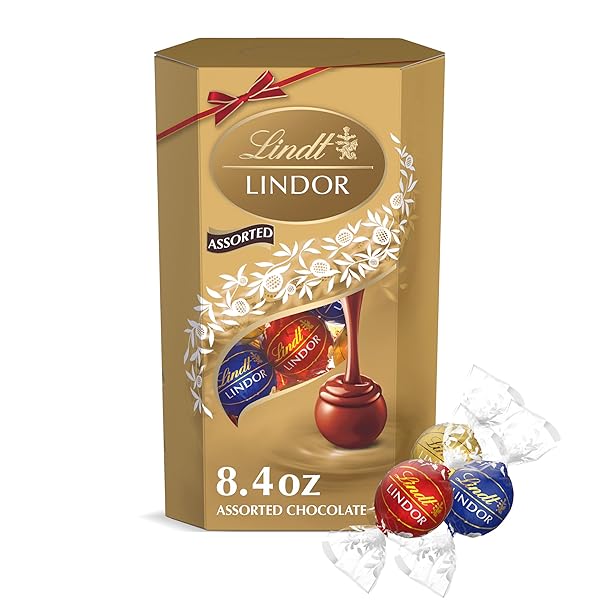 LINDT LINDOR ASSORTED CHOCOLATE CANDY TRUFFLES GIFT BOX, 8.4 OZ.