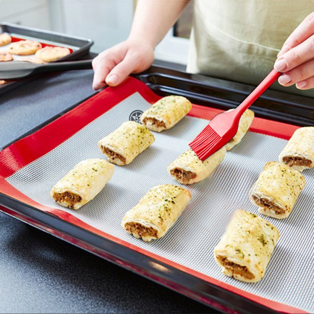 MZCH Nonstick Silicone Spatula Set, Rubber Spatulas Baking Spoon Basting Brush with Comfortable Wide Handle, Heat-Resistant Cooking Utensil Sets, Red, Set of 5 pieces