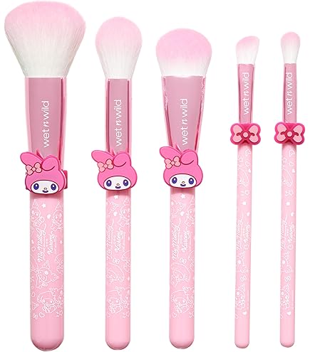 Amazon.com: wet n wild My Melody and Kuromi 5-Piece Makeup Brush