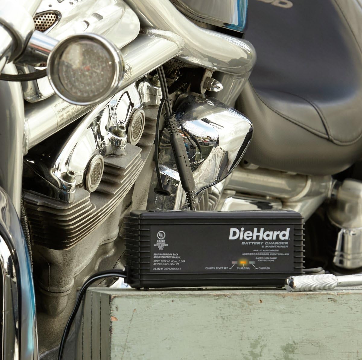 DieHard 71219 6/12V Shelf Smart Battery Charger and 2A Maintainer: Automotive