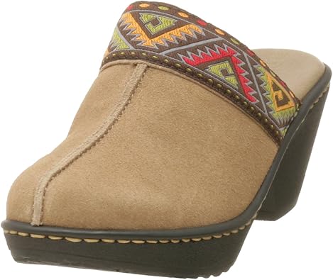 eastland women's clogs
