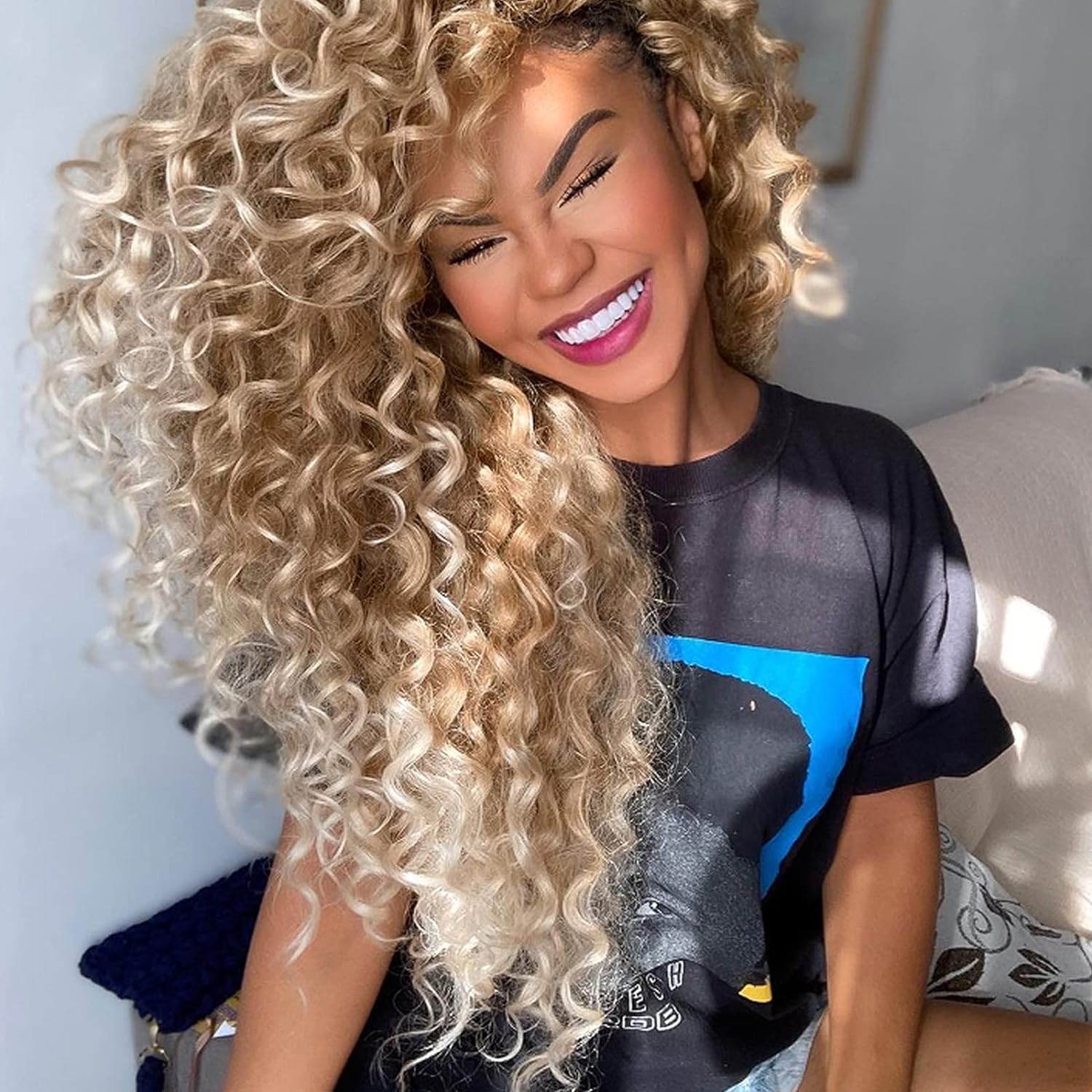 Mscat 8 Packs 18 Inch GoGo Curl Crochet Hair Short Curly Crochet Hair Ombre Beach Curl Water Wave Deep Twist Crochet Braids Synthetic Braiding Hair Extensions for Women — image 1