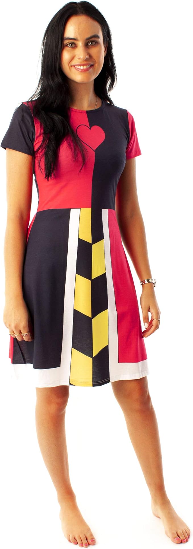 Amazon Com Disney Alice In Wonderland Queen Of Hearts Costume Dress Clothing