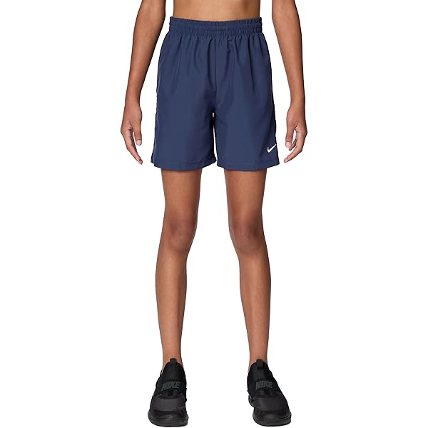 nike women's attack tr5 short
