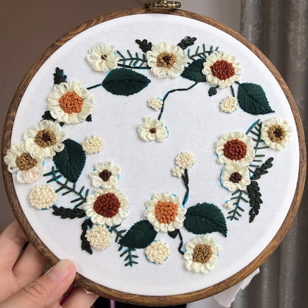 Embroidery Starter Kit with Pattern, DIY Full Range of Embroidery Kit for Beginners, Cross-Stitch Kits Include Bamboo Embroidery Hoops
