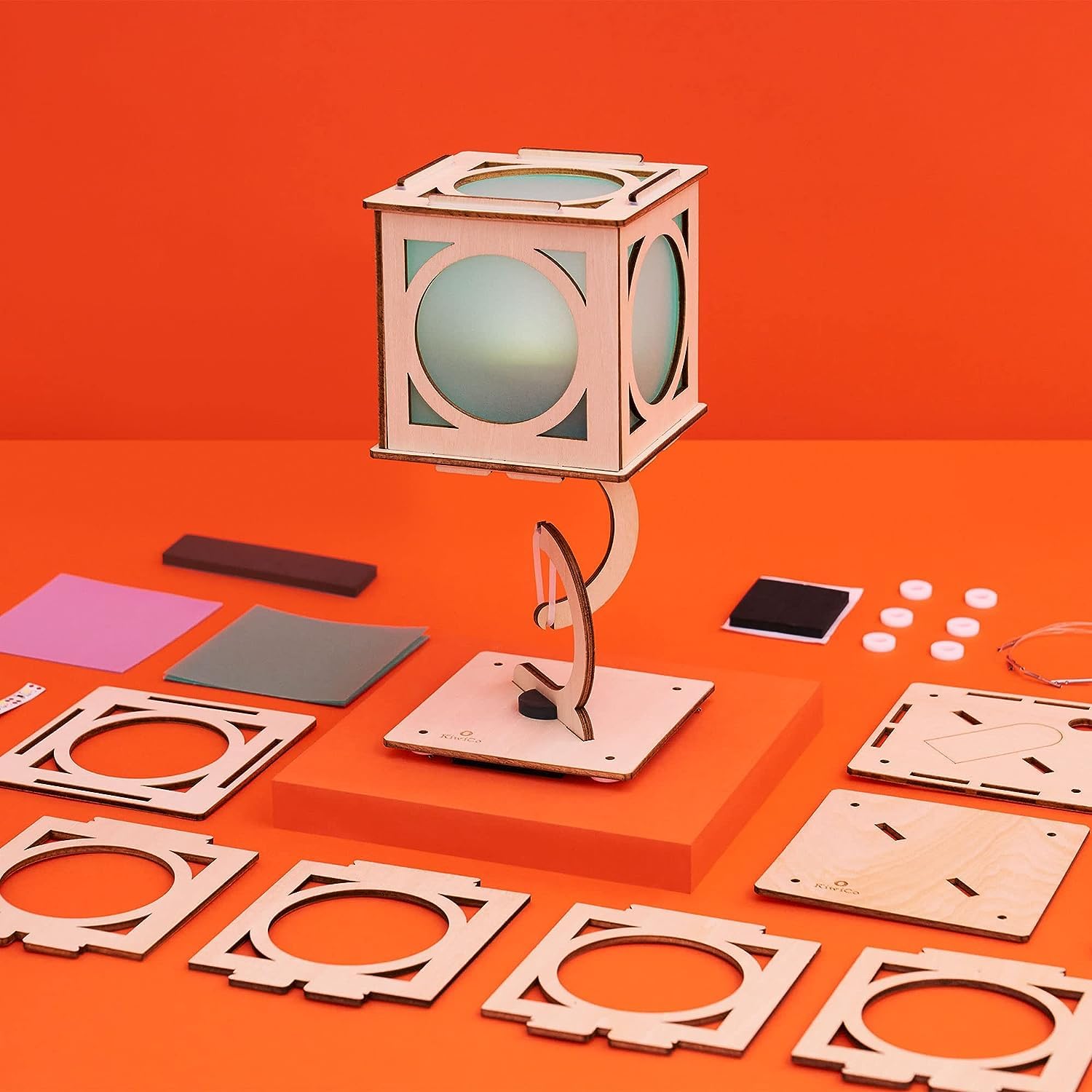 KiwiCo Levitating Lantern - Physics and Tensegrity Science Kit for Kids 9+