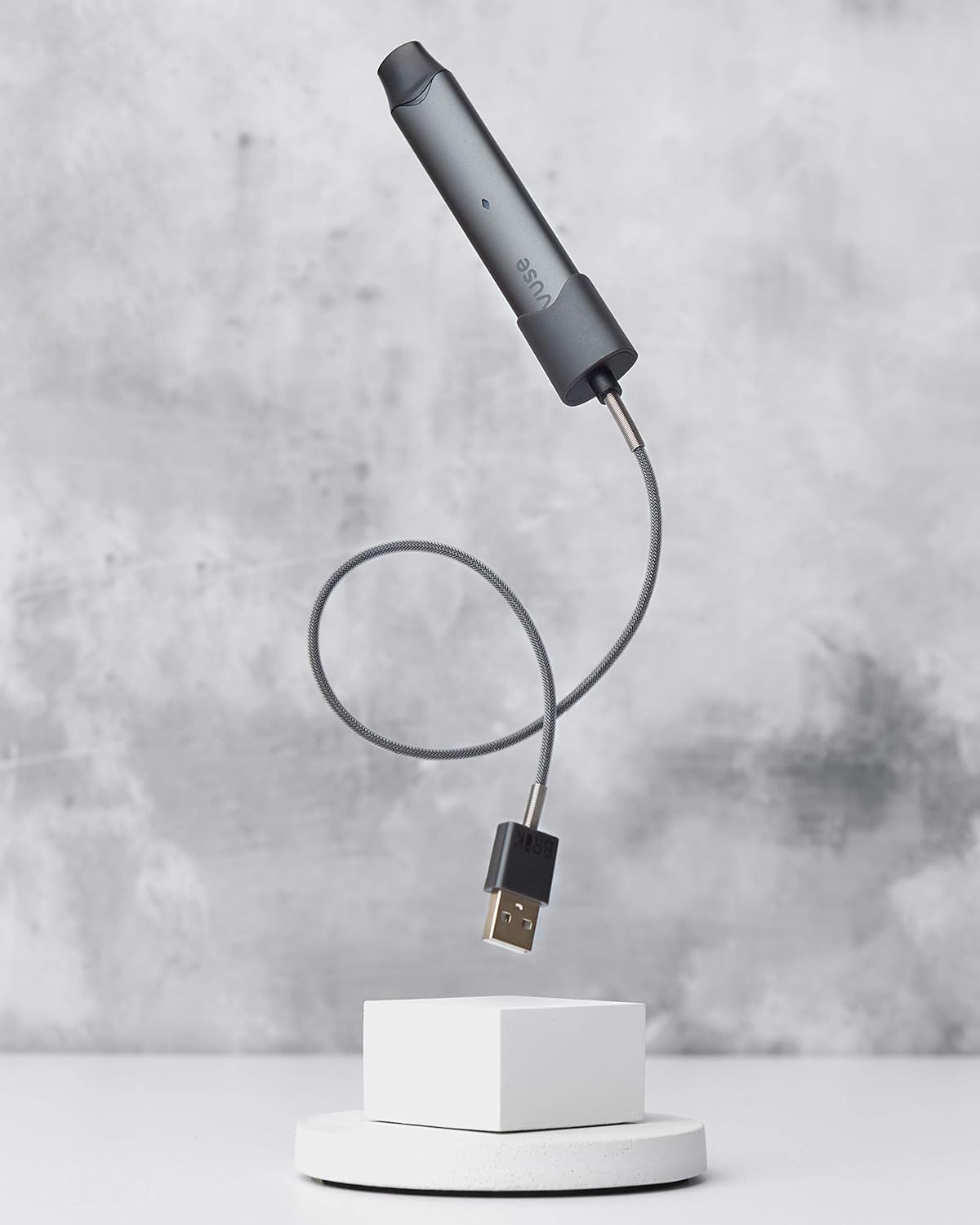 how much is elf bar vape Genuine VUSE USB Charger Adapter Cord Magnetic Charging Cable main image 0