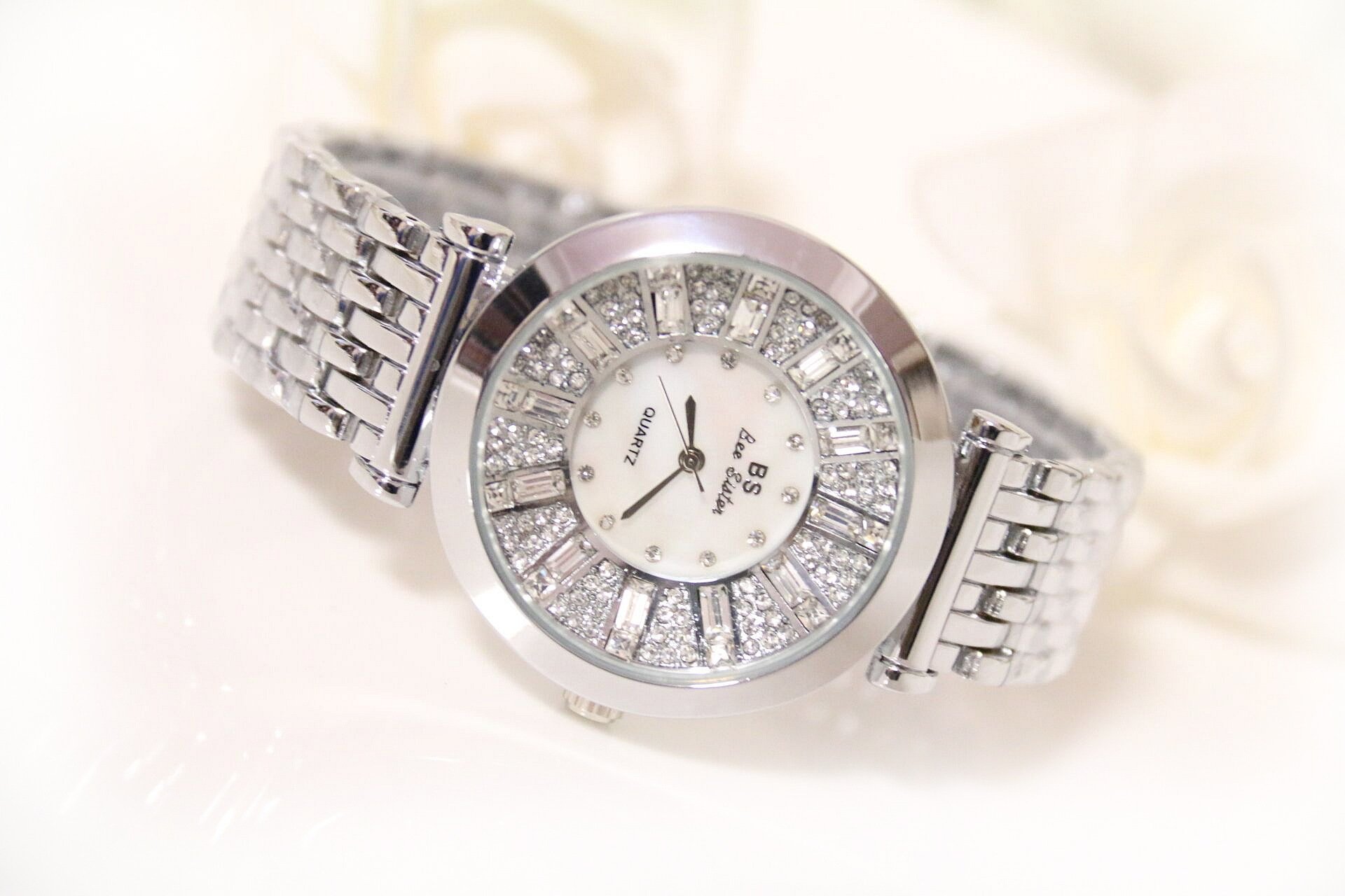 MODIWEN Luxury Ladies Rhinestone Bracelet Watch with Quartz Movement Women Watches (Sliver)