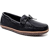 Minnetonka Men’s Moosehide Tread Moccasins