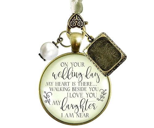 jewelry for daughter on her wedding day