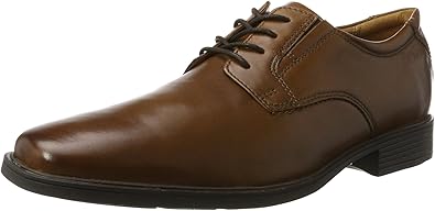 clarks tilden brown