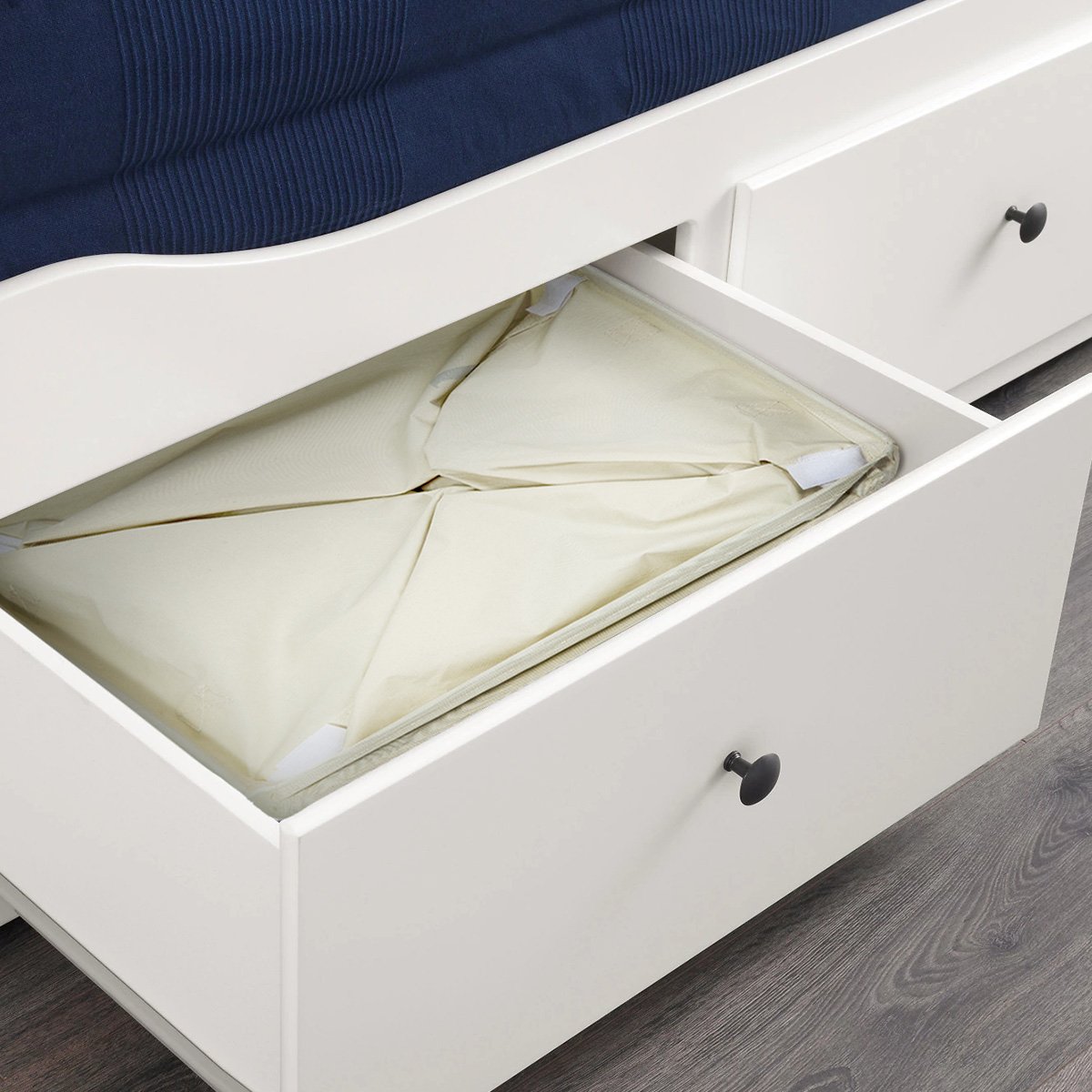 Chrislley Large Laundry Basket with Handles Collapsible Laundry Hamper Foldable Rectangular Laundry Bin 600D Oxford Fabric Waterproof Laundry Bag 73.6L (Beige)